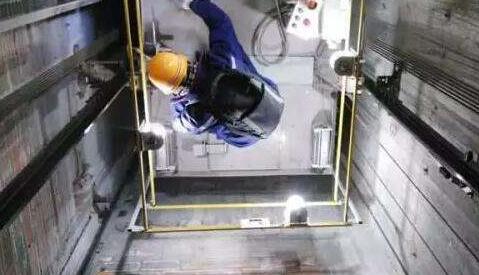 電梯進水我們還可以乘坐嗎? 電梯進水我們還可以乘坐嗎?